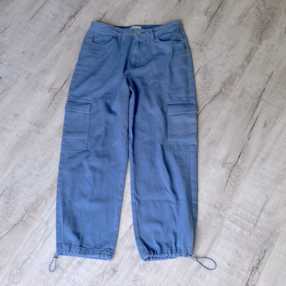 Forever 21 light blue denim jogger style cargo pants
